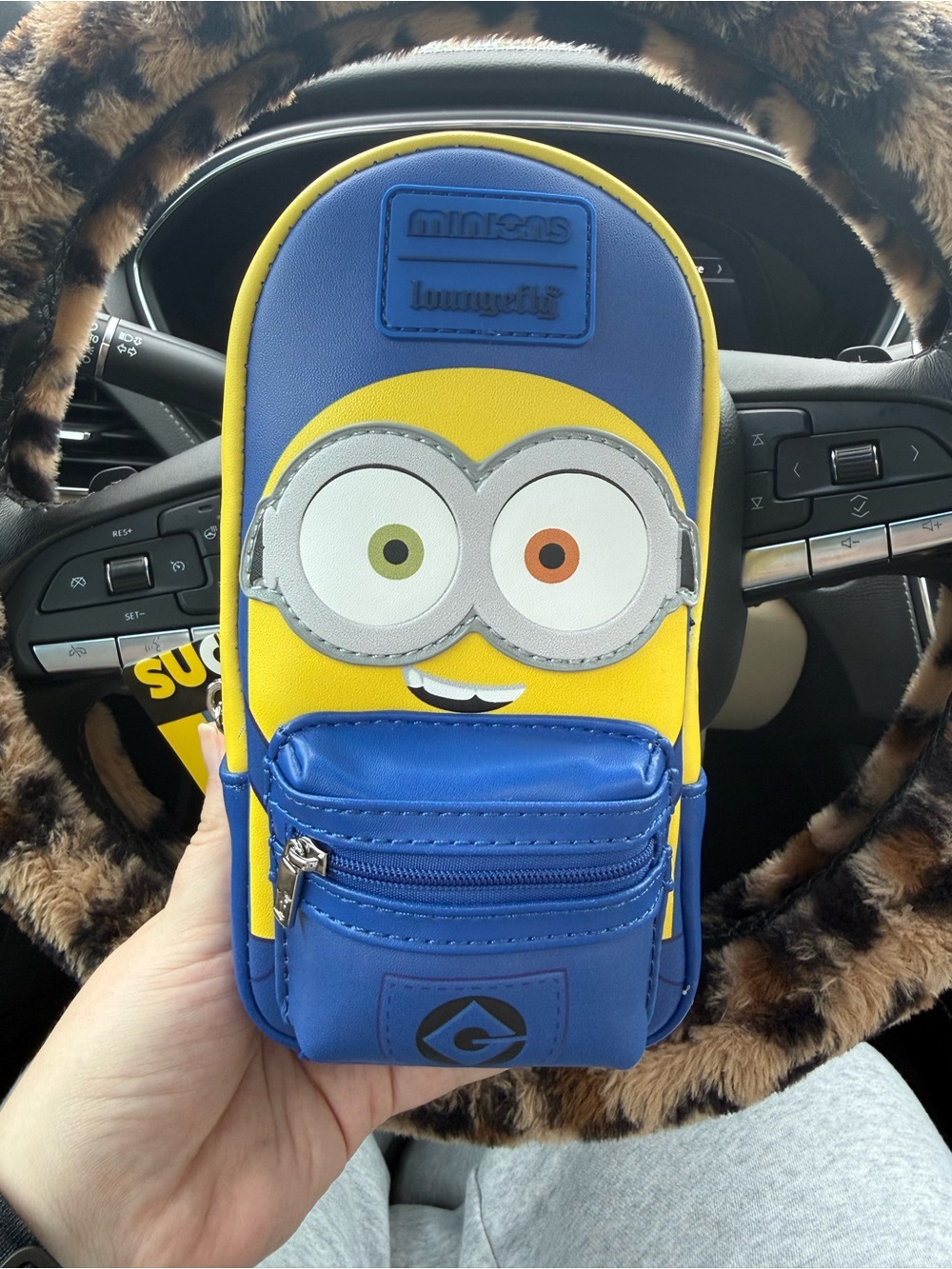 Loungefly Despicable Me Minions Kids Yellow & Blue Pouch